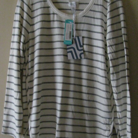 NWT - MARKET & SPRUCE - SIZE LARGE - Picture 4 of 4
